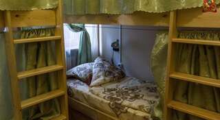 Гостиница Hostel Kamelot Ростов-на-Дону Спальное место на двухъярусной кровати в общем номере для мужчин-2
