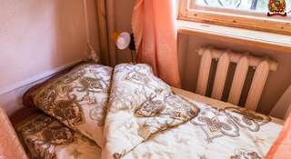 Гостиница Hostel Kamelot Ростов-на-Дону Спальное место на двухъярусной кровати в общем номере для женщин-2